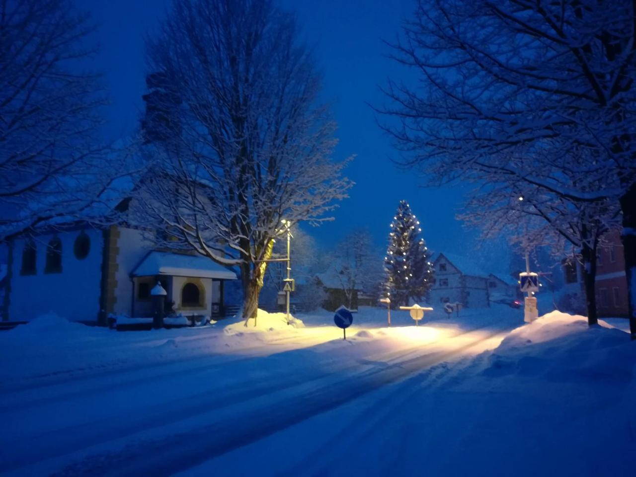 Fruehstueckspension Oberweissburg Sankt Michael im Lungau Extérieur photo